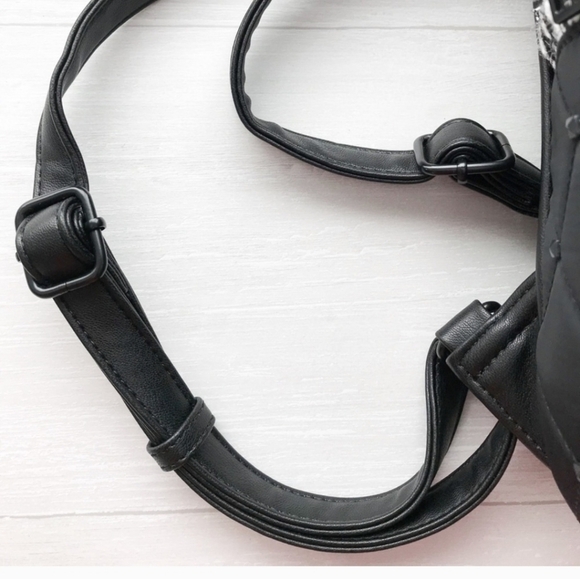 Nwt Badgley Mischka Quilted Tweed Studded Backpack Retail $169 - Picture 6 of 8